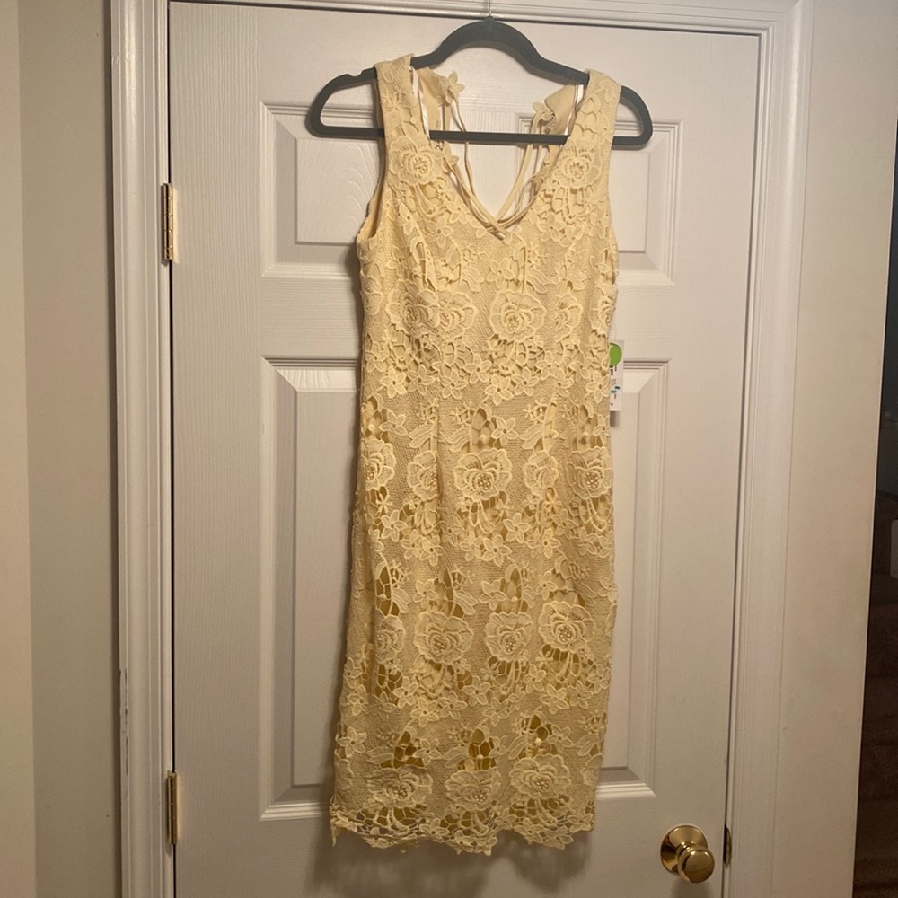 Brand New Premier Amour Yellow Sleeveless Dress…size 6